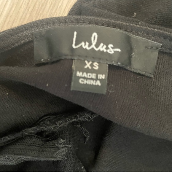 Lulu’s Black Cocktail Dress - Picture 3 of 3